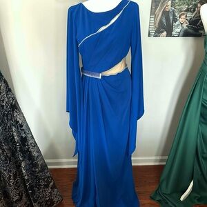 Elegant Blue Evening Gown